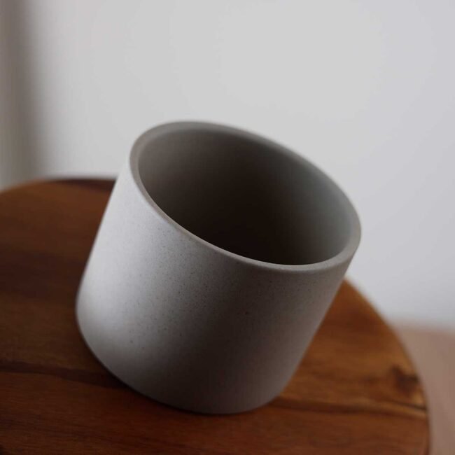 Natural wood stand with ceramic - Image 3