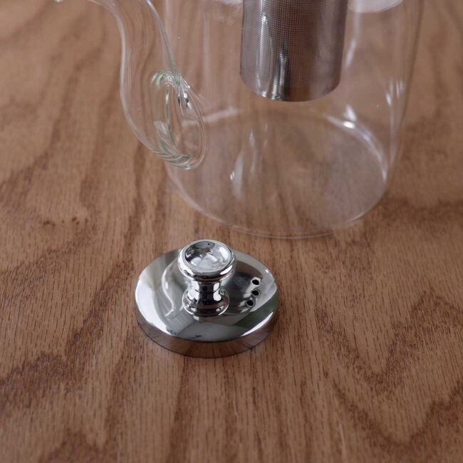 Clear glass jug with stainless steel lid - Image 4