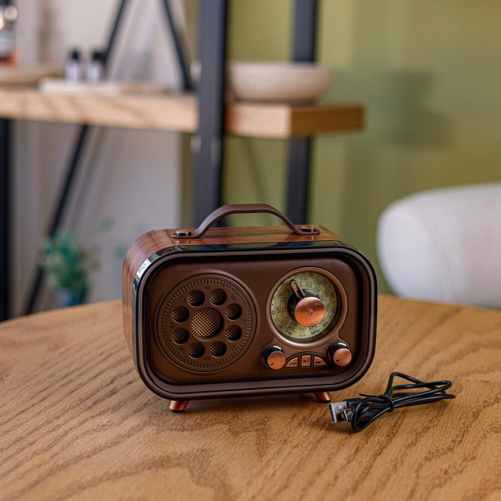 Portable Retro-Style Classic Radio - Image 2