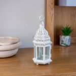 فانوس رمضان بنقش معدني وقاعدة ماسية