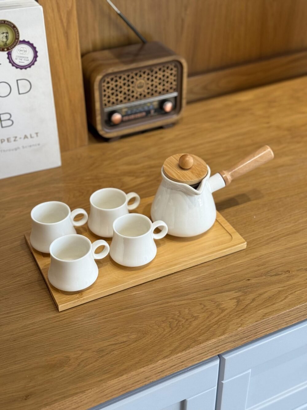 Porcelain Tea Set with Teapot, 4 Cups, and Wooden Tray - Image 1