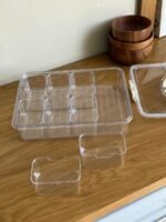 ⁦علبة تابروير سناك شفافة مقسمة إلى 8 خانات⁩ - الصورة ⁦3⁩