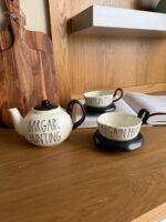 طقم إبريق شاي مع فنجان