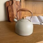 إبريق شاي صفّار