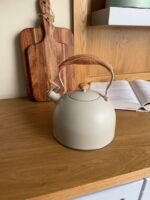 إبريق شاي صفّار