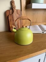 إبريق شاي صفّار