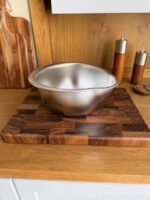 Mixing Bowl with Integrated Strainer