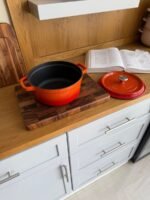 ⁦طنجرة كاست آيرون 24 سم⁩ - الصورة ⁦3⁩