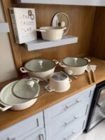 طقم قدور  غير لاصق – 12 قطعة مع أغطية زجاجية + ملاعق سيليكون