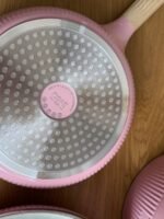 ⁦طقم طناجر ومقالي غير لاصق – 16 قطعة مع إكسسوارات مطبخ⁩ - الصورة ⁦4⁩