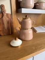 ⁦إبريقين شاي مع غطاء ومقبض خشبي⁩ - الصورة ⁦4⁩