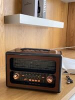 Portable Vintage Style Radio