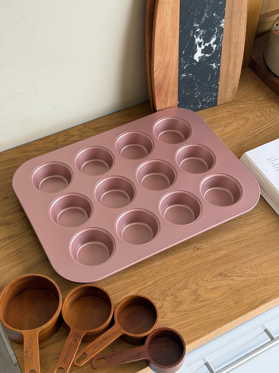 10 12-Cup Muffin / Cupcake Pan - Image 1
