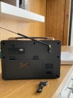 Portable Vintage Style Radio - Image 3