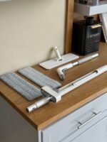 Spray Mop with Built-in Water Tank & Extendable Handle - Image 2