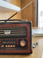 Portable Vintage Style Radio - Image 2