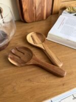 طقم ملاعق تقديم خشبية للسلطة (قطعتان)