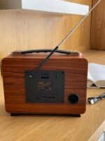 Portable Vintage Style Radio with Wooden Design - Image 3