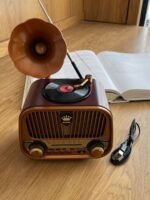 Classic Retro Portable Multi-Function Radio - Image 3