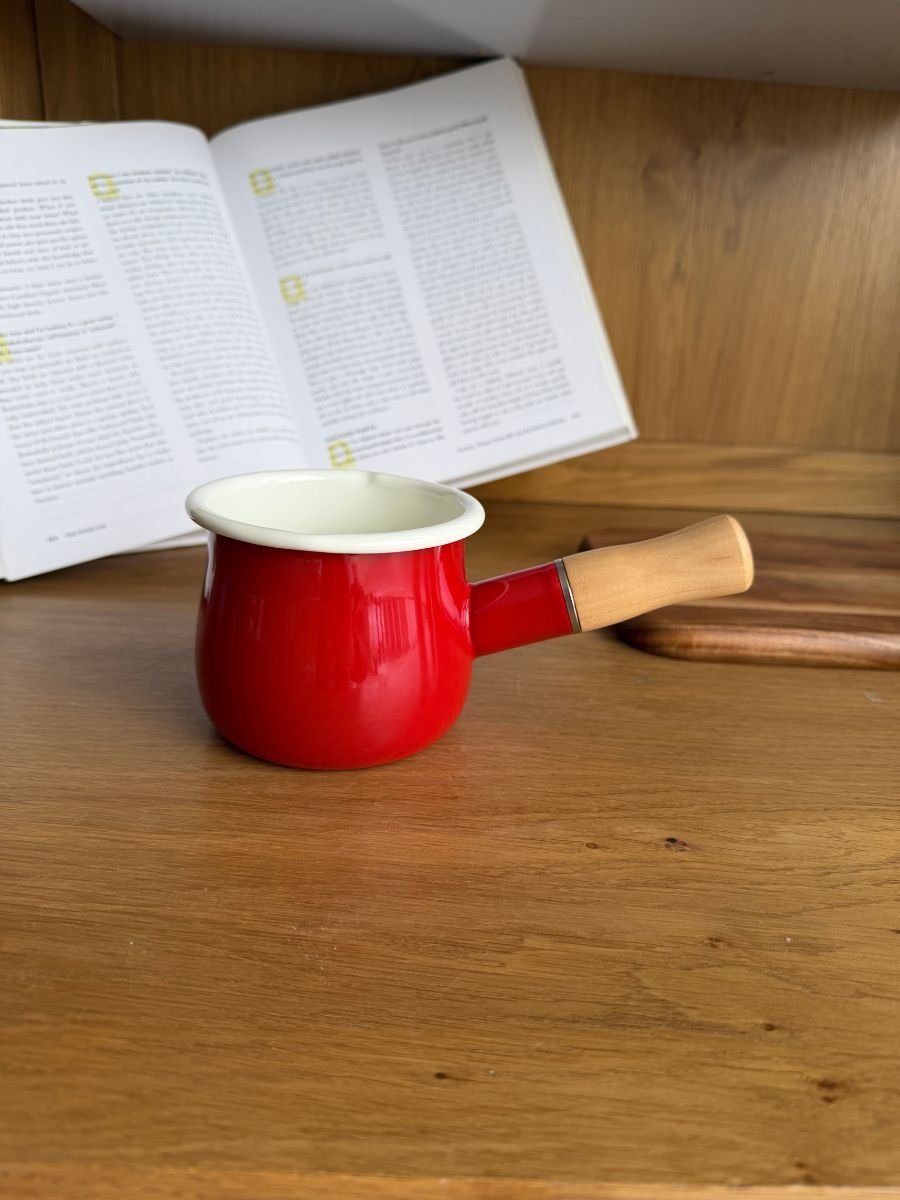 66 غلاي مطلي بالمينا مع مقبض خشبي - الصورة 1