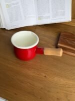 ⁦غلاي مطلي بالمينا مع مقبض خشبي⁩ - الصورة ⁦3⁩