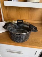 قدر طبخ جرانيت مع غطاء زجاج – 28 سم