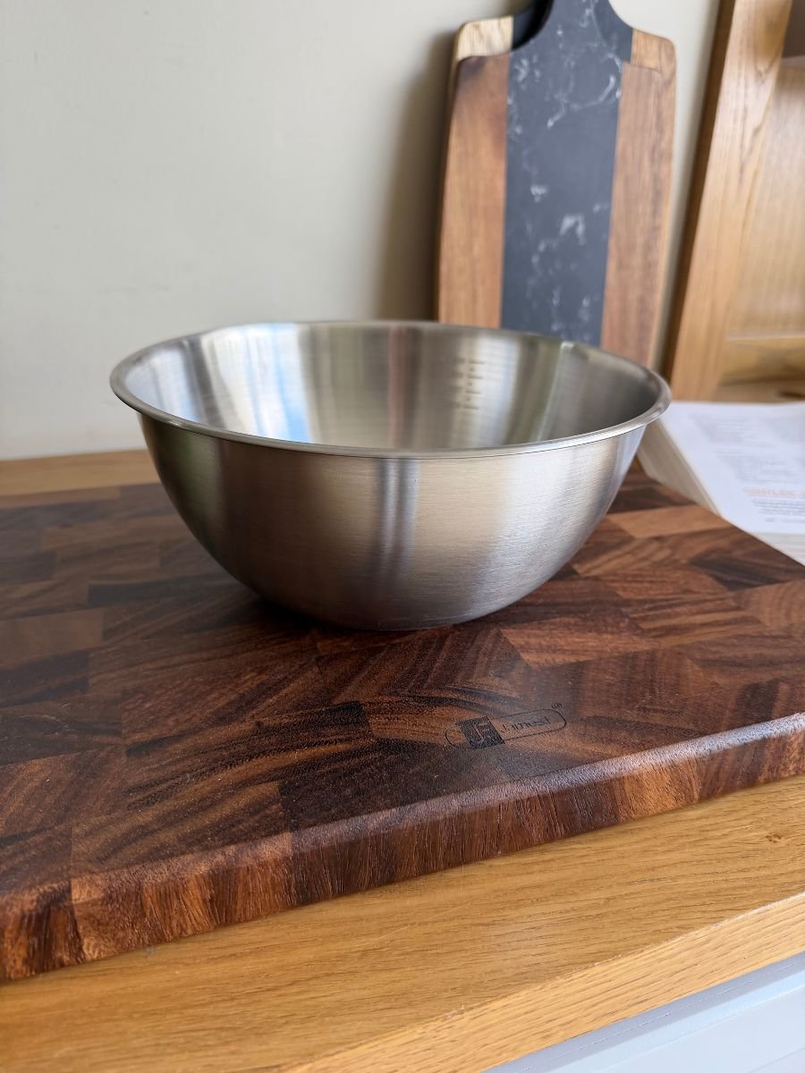 7 Stainless Steel Mixing Bowl 1800 ML - Image 1