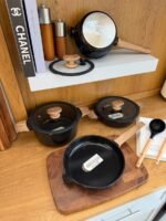 طقم أواني طبخ 9 قطع مع أدوات (قدور/مقالي) – مانع للالتصاق