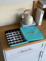 (مناسبة للفرن) صينية حلويات مربعة مع غطاء وشبك تقطيع