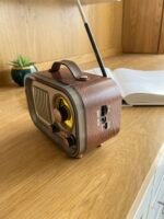 Portable Classic Radio Speaker - Image 3