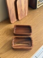 ⁦علبة محارم خشبية صغيرة⁩ - الصورة ⁦4⁩