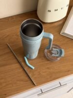 ⁦كوب/مج حراري كبير مع يد – 1400 مل⁩ - الصورة ⁦4⁩