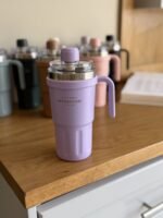 Insulated Travel Mug with Handle & Straw – 600 ml