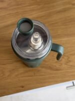 Insulated Travel Mug with Handle & Straw – 600 ml - Image 3