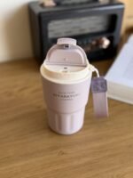 ⁦كوب/مج حراري مع غطاء وحبل – 360 مل⁩ - الصورة ⁦4⁩