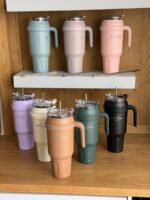 ⁦كوب/مج حراري كبير مع يد – 1400 مل⁩ - الصورة ⁦2⁩