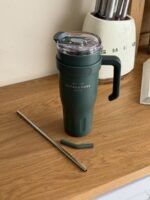 Large Insulated Travel Mug with Handle – 1400 ml - Image 3